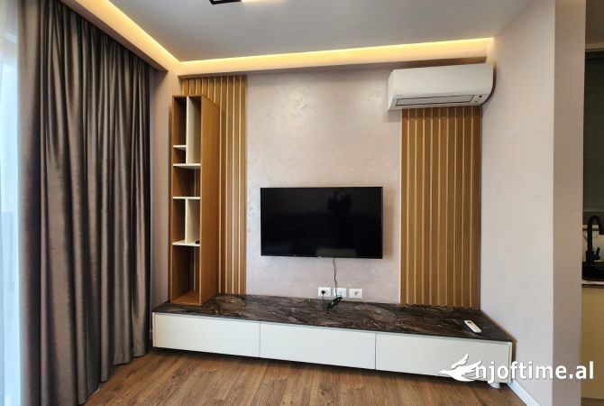 Shtepi me qera Apartament ne Tirane, 2+1, Mobilimi E mobiluar, Pagesa 1,000  Euro.
