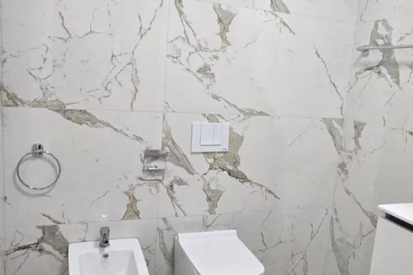 Shtepi me qera Apartament ne Tirane, 1+1, Mobilimi E mobiluar, Pagesa 650  Euro.