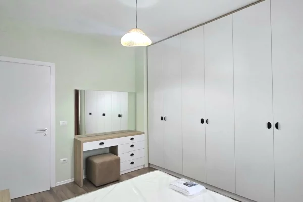 Shtepi me qera Apartament ne Tirane, 1+1, Mobilimi E mobiluar, Pagesa 650  Euro.