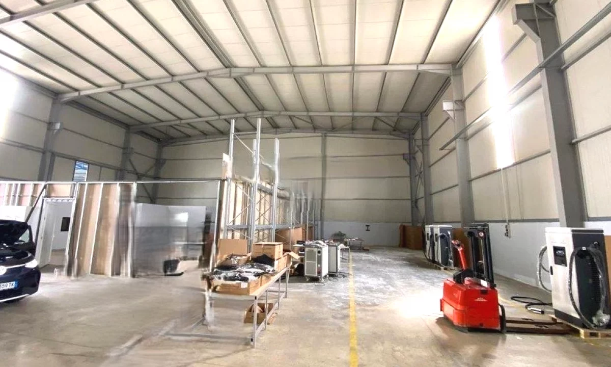 Kapanon me qera ne zonen e Vores!