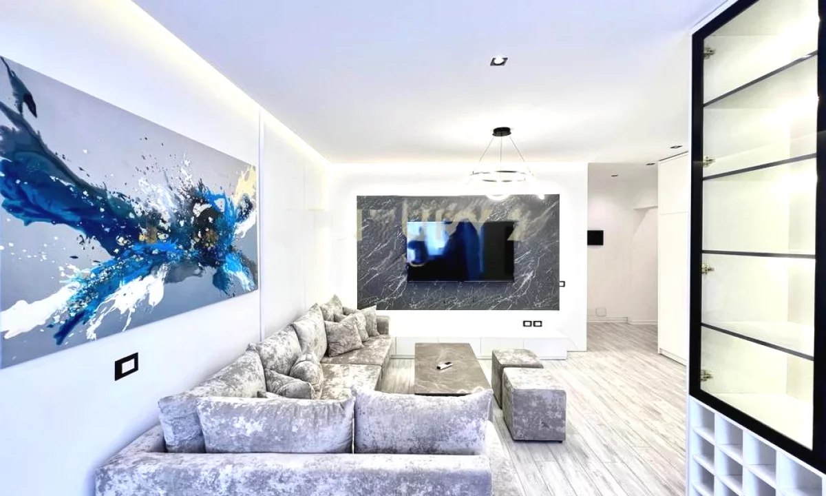 Shtepi me qera Apartament ne Tirane, 3+1, Mobilimi E mobiluar, Pagesa 1,300  Euro.