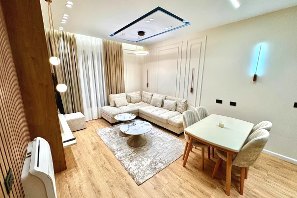 Casa in affitto 1+1 a Tirana - 1,200 Euro