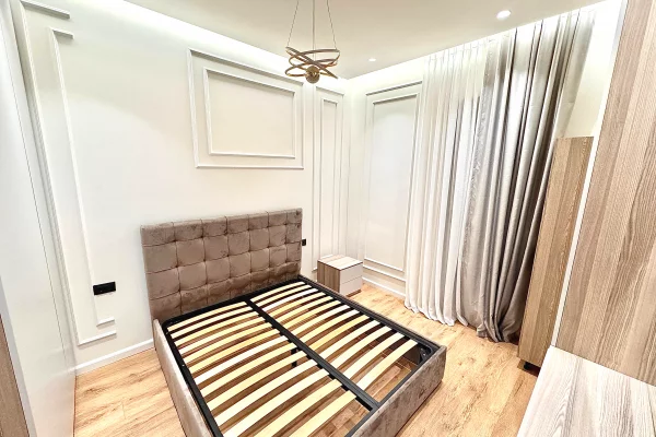 Shtepi me qera Apartament ne Tirane, 1+1, Mobilimi E mobiluar, Pagesa 1,200  Euro.