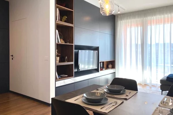 Shtepi me qera Apartament ne Tirane, 1+1, Mobilimi E mobiluar, Pagesa 900  Euro.