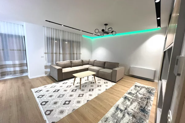Shtepi me qera Apartament ne Tirane, 3+1, Mobilimi E mobiluar, Pagesa 1,000  Euro.