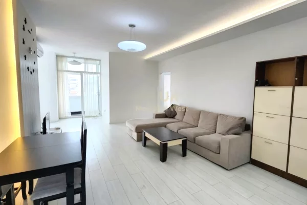 Shtepi me qera Apartament ne Tirane, 2+1, Mobilimi E mobiluar, Pagesa 700  Euro.