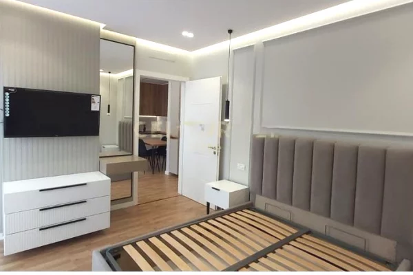 Shtepi me qera Apartament ne Tirane, 1+1, Mobilimi E mobiluar, Pagesa 650  Euro.
