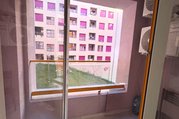 Shtepi me qera Apartament ne Tirane, 1+1, Mobilimi E mobiluar, Pagesa 450  Euro.