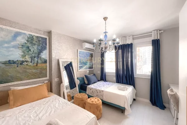 Shtepi me qera Apartament ne Tirane, 2+1, Mobilimi E mobiluar, Pagesa 1,100  Euro.