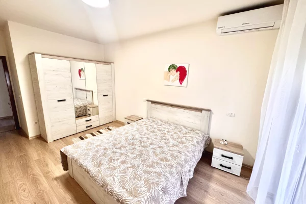 Shtepi me qera Apartament ne Tirane, 1+1, Mobilimi E mobiluar, Pagesa 60,000  Leke.
