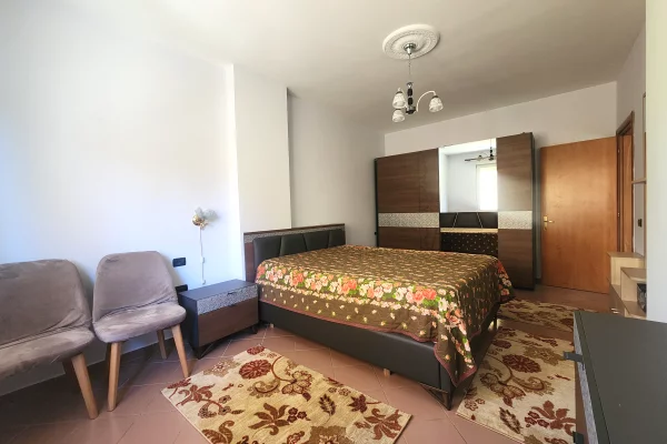 Shtepi me qera Apartament ne Tirane, 1+1, Mobilimi E mobiluar, Pagesa 60,000  Leke.
