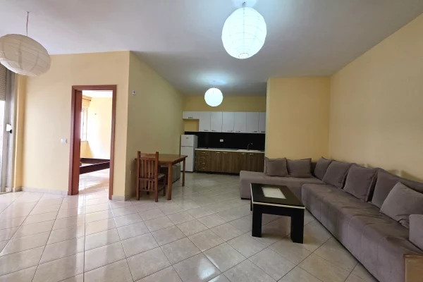 Shtepi me qera Apartament ne Tirane, 2+1, Mobilimi E mobiluar, Pagesa 400  Euro.