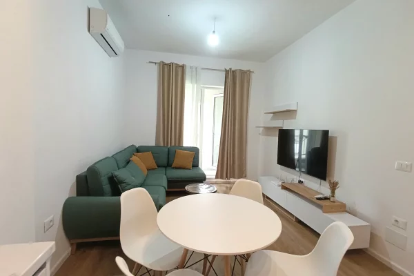 Shitet apartament 2+1+2 tualete,rezidenca Kaimi!