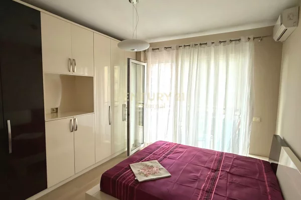 Shtepi me qera Apartament ne Tirane, 2+1, Mobilimi E mobiluar, Pagesa 65,000  Leke.