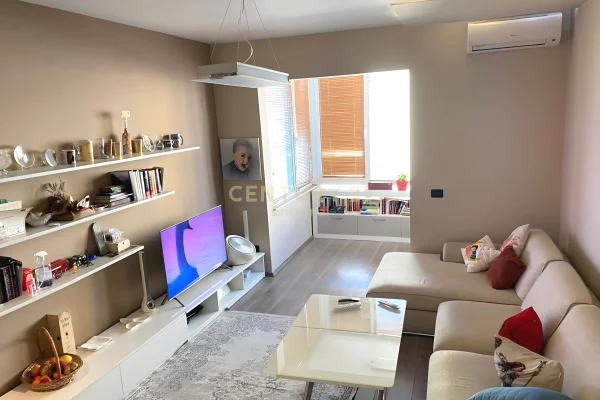 Shtepi me qera Apartament ne Tirane, 2+1, Mobilimi E mobiluar, Pagesa 65,000  Leke.