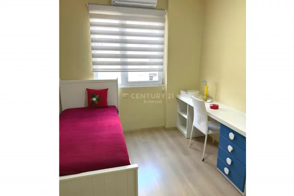 Shtepi me qera Apartament ne Tirane, 2+1, Mobilimi E mobiluar, Pagesa 65,000  Leke.