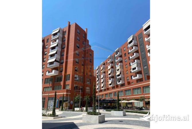 Ambiente Commerciale in Affitto 1+1 a Tirana - 1,300 Euro