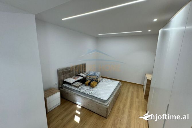 Apartament 1+1 per Qera tek Zogu i Zi, Tiranë