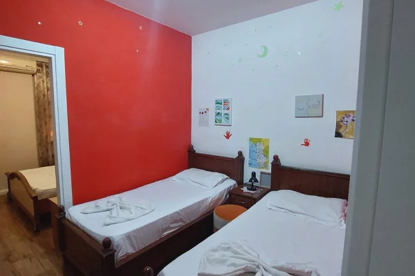 Appartamento in vendita a Tirana 2+1, Arredato