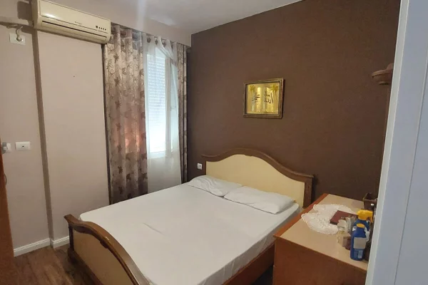 Appartamento in vendita a Tirana 2+1, Arredato