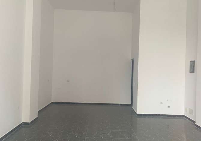 Ambient biznesi me qera 3+1 ne Tirane - 400 Euro