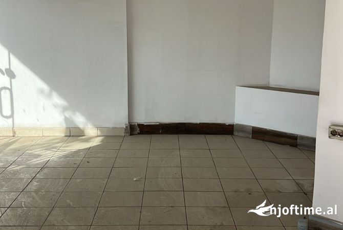 Ambient biznesi me qera (Paskuqan)