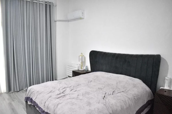 Shtepi me qera Apartament ne Tirane, 4+1, Mobilimi E mobiluar, Pagesa 1,500  Euro.