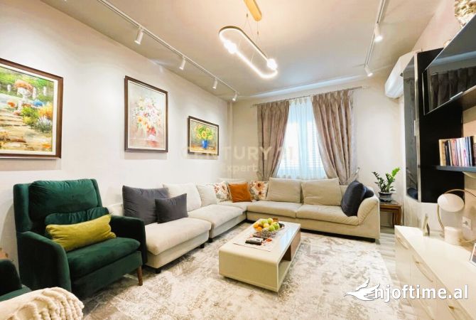 Shtepi ne shitje 3+1 ne Tirane - 320,000 Euro