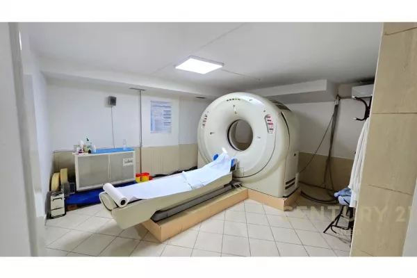 Business Property for Rent 5+1 in Tirana - 13,000 Euro