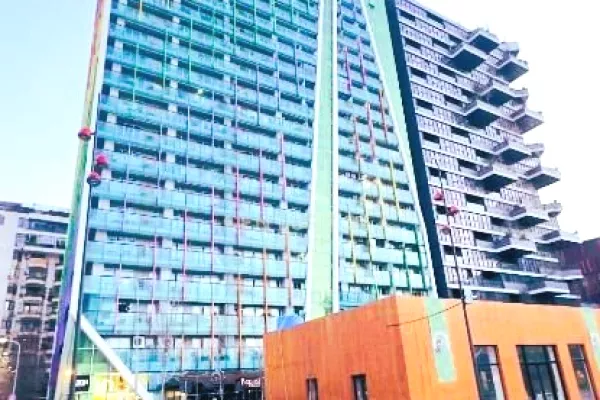 Jepet zyre me qira 356meter /2 tek Ambasador 3!