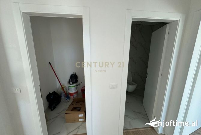 JAPIM ME QIRA ZYRE, TEK REZIDENCA LAKE VIEW, LIQENI I TIRANES !!!