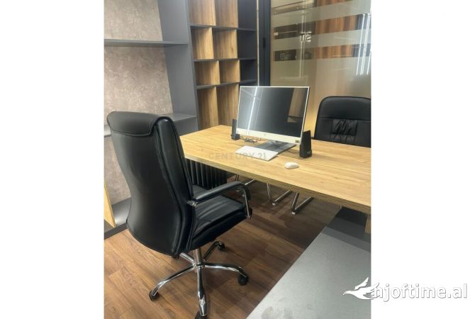 Zyre me Qira ne Bulevardi i Ri , Hipoteka 