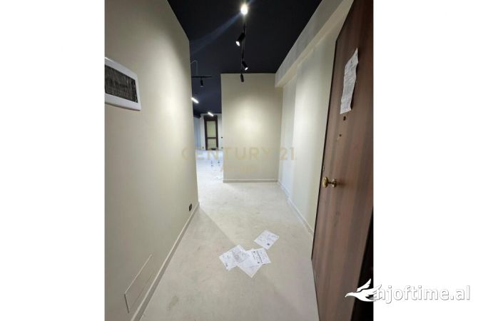 TEK TORRE DRIN JEPET ME QERA APARTAMENT 150M2 PER ZYRA OSE BANIM !!!