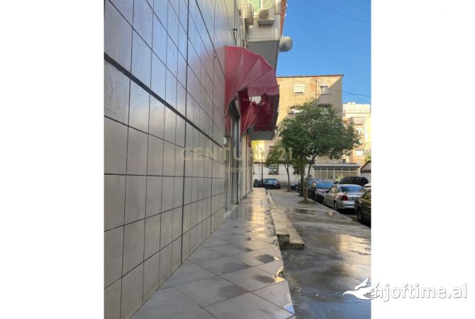 BRRAKA, JAPIM AMBJENT BIZNESI PER QIRA!