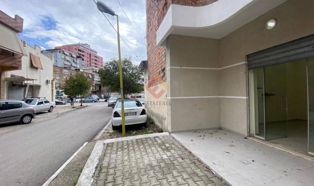 Okazion... Dyqan per shitje ne Vlore ...