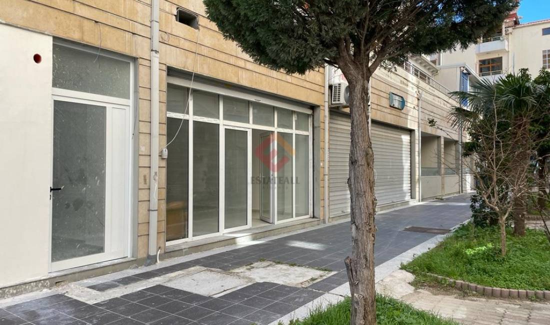 Njesi sherbimi me qera ne shetitoren Lungomare