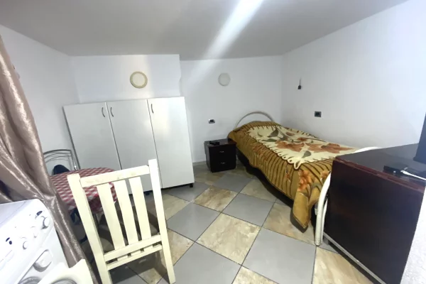 Shtepi me qera Garsoniere ne Tirane - 18,000 Leke