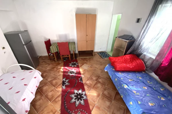 Shtepi me qera Garsoniere ne Tirane - 20,000 Leke