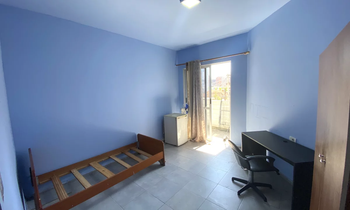 Shtepi me qera Shtepi Private ne Tirane, Garsoniere, Mobilimi E mobiluar, Pagesa 200  Euro.