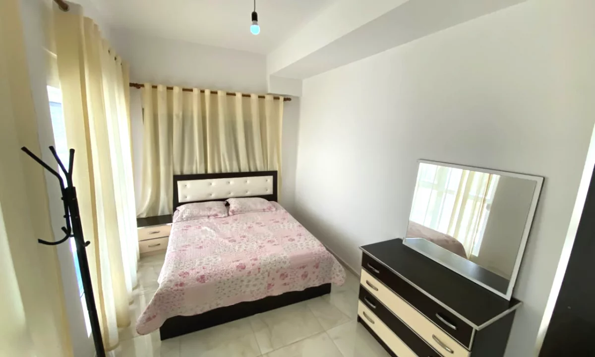 Shtepi me qera Apartament ne Tirane, 1+1, Mobilimi E mobiluar, Pagesa 34,000  Leke.
