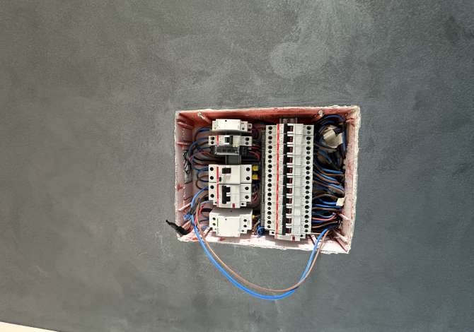 Sherbime Elektrike Hidraulike dhe Ambienti ne Tirane - 15 Euro