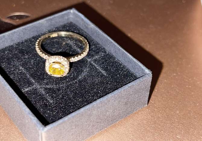 Unaze me Diamant te Verdhe e Pa Perdorur