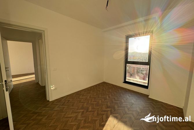 Apartament me qera 2+1+2 Garden Building 