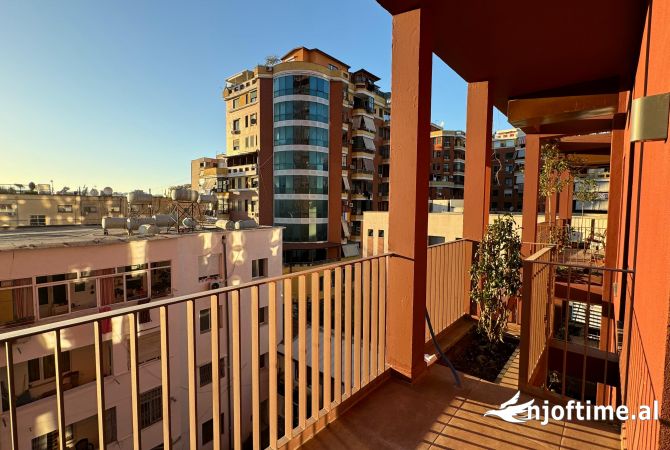 Apartament me qera 2+1+2 Garden Building 