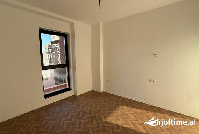 Apartament me qera 2+1+2 Garden Building 