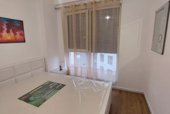 Shtepi me qera Apartament ne Tirane, 1+1, Mobilimi E mobiluar, Pagesa 42,000  Leke.