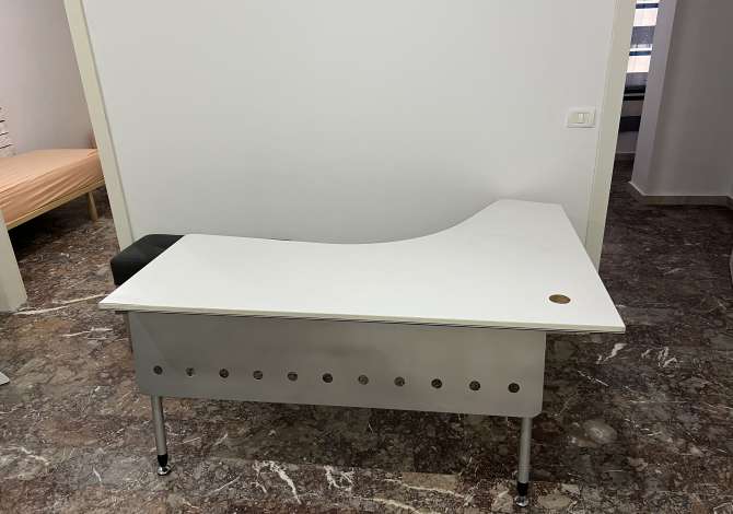 Pajisje biznesi ne shitje ne Tirane - 20,000 Leke