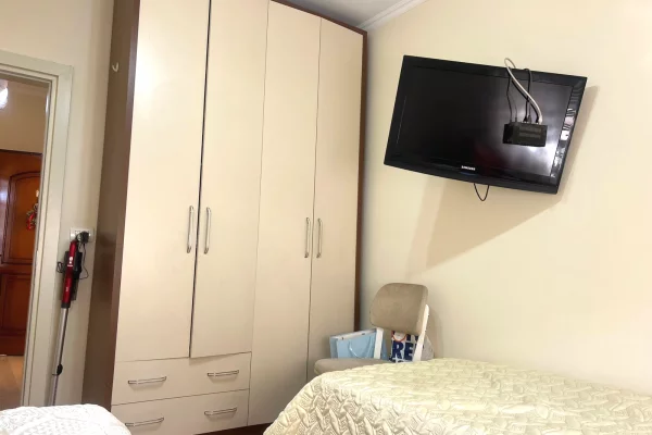 Shtepi ne shitje Apartament ne Tirane, 2+1, Mobilimi E mobiluar, Pagesa 25,000,000  Leke.