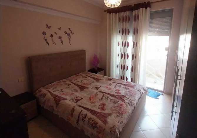 Shtepi me qera Apartament ne Tirane, 2+1, Mobilimi E mobiluar, Pagesa 45,000  Leke.