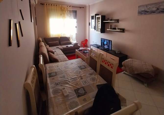 Shtepi me qera Apartament ne Tirane, 2+1, Mobilimi E mobiluar, Pagesa 45,000  Leke.